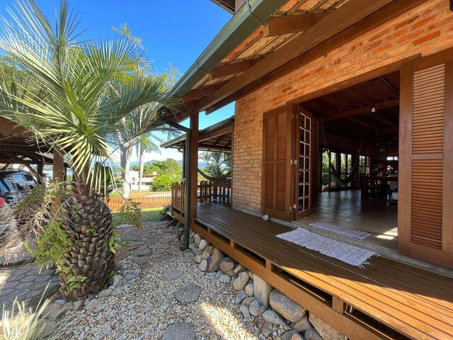 #25 - Casa para Venda em Imbituba - SC